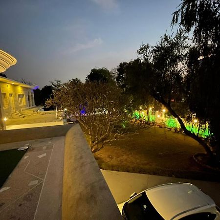 Laca Sa Lodge Opp Canturus Mall Исламабад Экстерьер фото