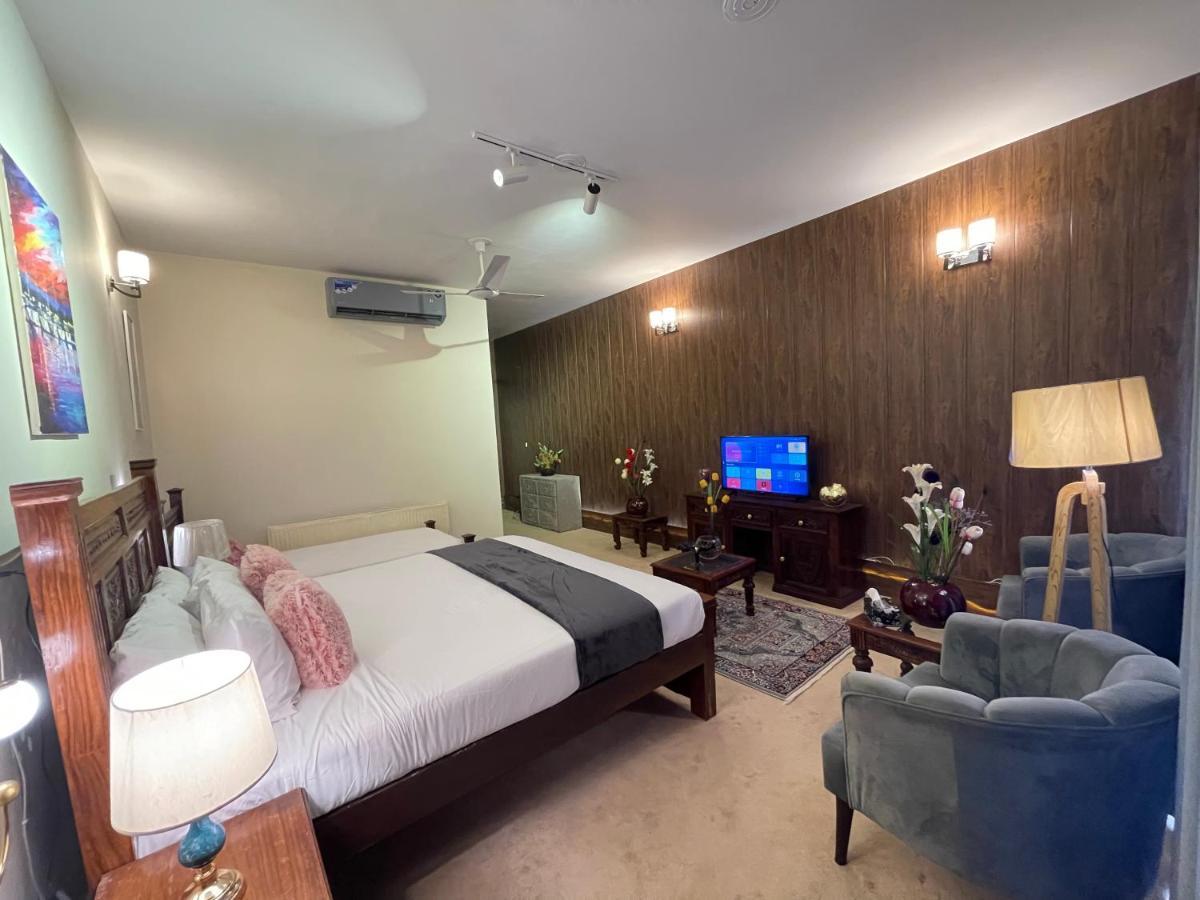 Laca Sa Lodge Opp Canturus Mall Исламабад Экстерьер фото